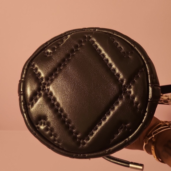 Marc Jacobs Quilted Bucket Bag - Picture 7 of 8